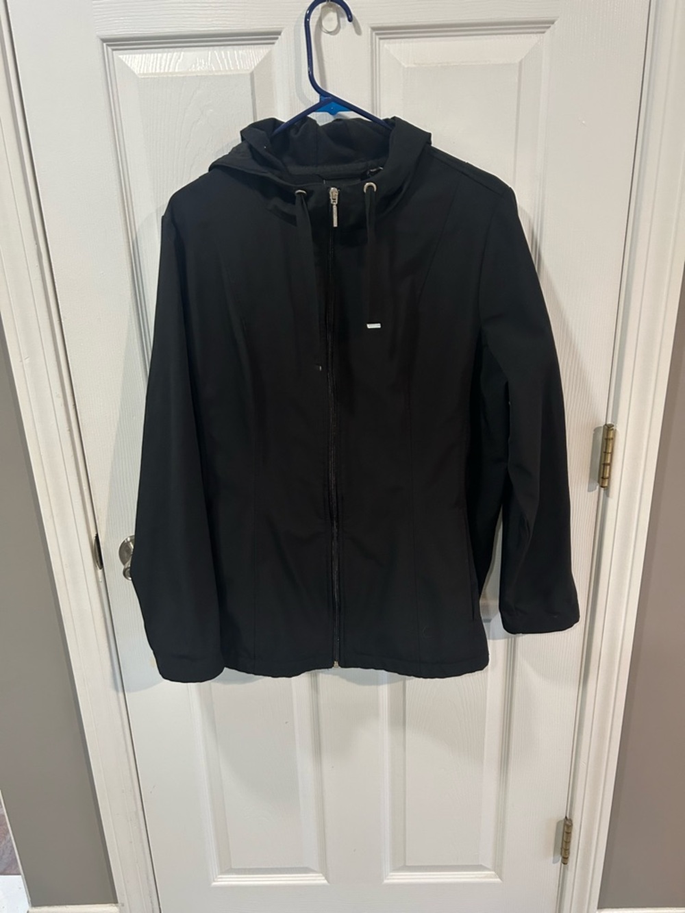 Weatherproof Women's Black Hooded Lightweight Jacket